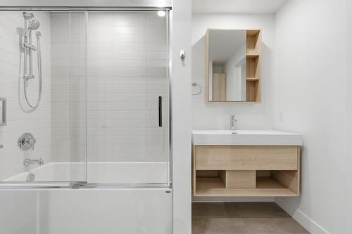 Bathroom - 317-30 Av. Joseph-Laflèche, Pincourt, QC - Indoor Photo Showing Bathroom