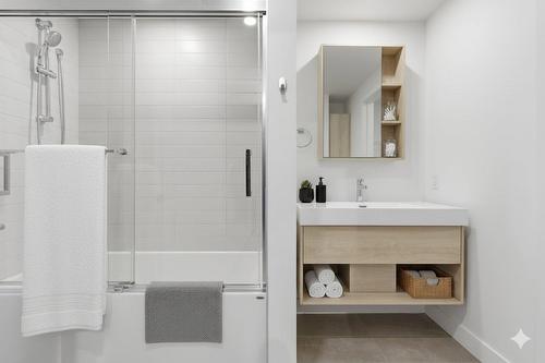 Bathroom - 317-30 Av. Joseph-Laflèche, Pincourt, QC - Indoor Photo Showing Bathroom