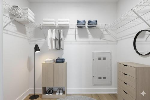 Walk-in closet - 317-30 Av. Joseph-Laflèche, Pincourt, QC - Indoor With Storage