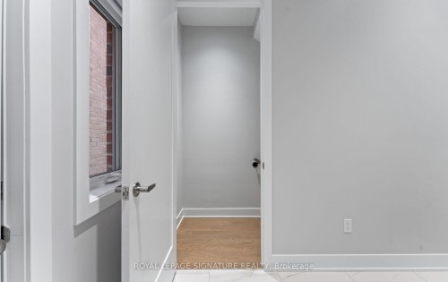 29 Sikura Circle, Aurora, ON - Indoor Photo Showing Other Room