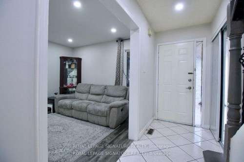 5125 Salishan Circle, Mississauga, ON 