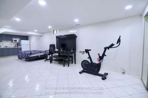 5125 Salishan Circle, Mississauga, ON 