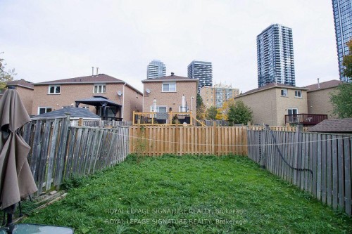 5125 Salishan Circle, Mississauga, ON 