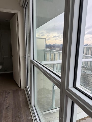 2307-10 Deerlick Court, Toronto, ON - Indoor Photo Showing Other Room