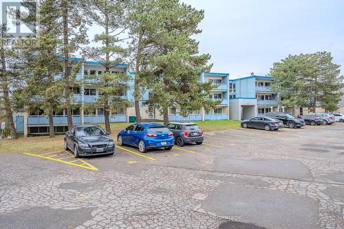 511 - 105 Conroy Crescent, Guelph (Dovercliffe Park/Old University), ON - Outdoor With Balcony
