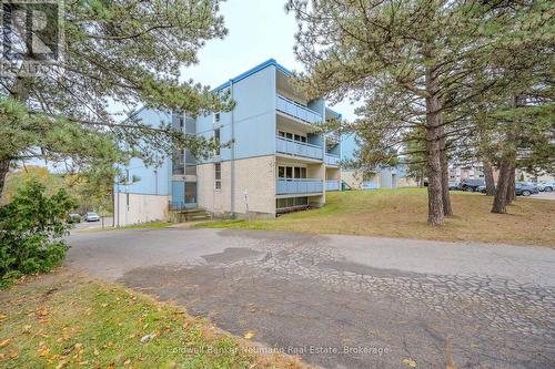 511 - 105 Conroy Crescent, Guelph (Dovercliffe Park/Old University), ON - Outdoor With Balcony