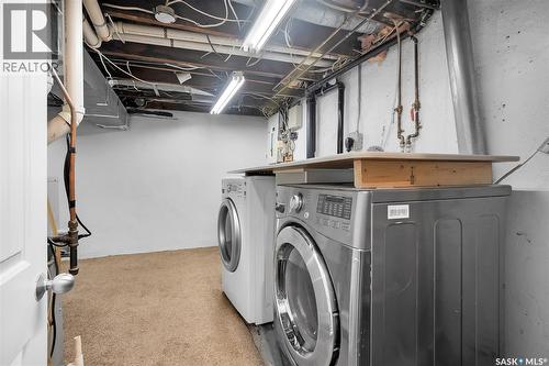 235 J Avenue N, Saskatoon, SK - Indoor Photo Showing Laundry Room