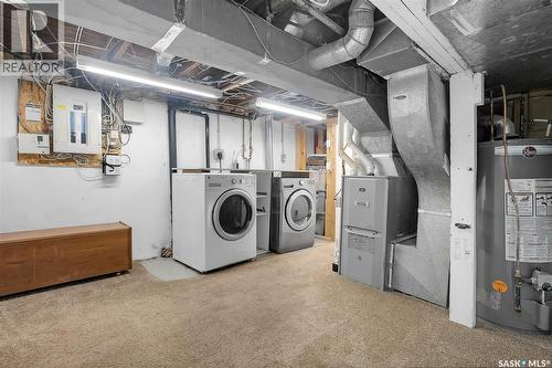 235 J Avenue N, Saskatoon, SK - Indoor Photo Showing Laundry Room