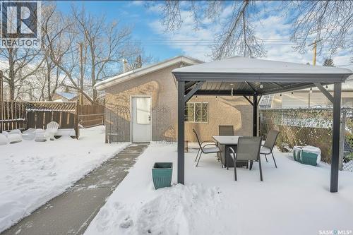 235 J Avenue N, Saskatoon, SK - Outdoor