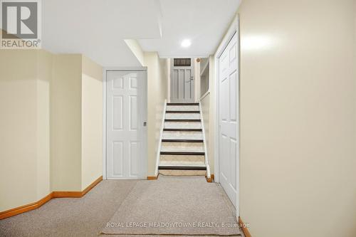 2286 Prospect Street Burlington - 2286 Prospect Street, Burlington, ON - Indoor Photo Showing Other Room