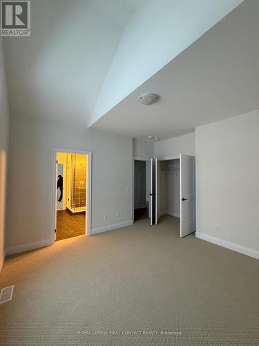 12 Herbert Avenue, Oro-Medonte, ON - Indoor Photo Showing Other Room