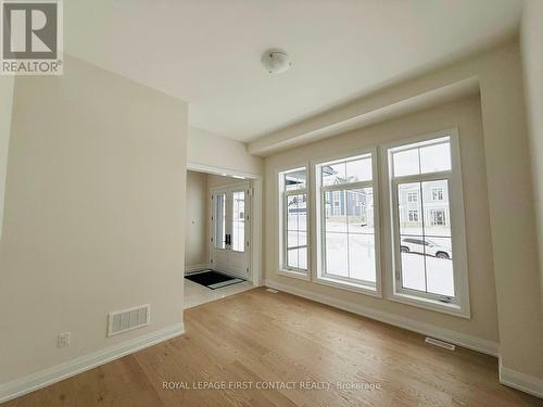 12 Herbert Avenue, Oro-Medonte, ON - Indoor Photo Showing Other Room
