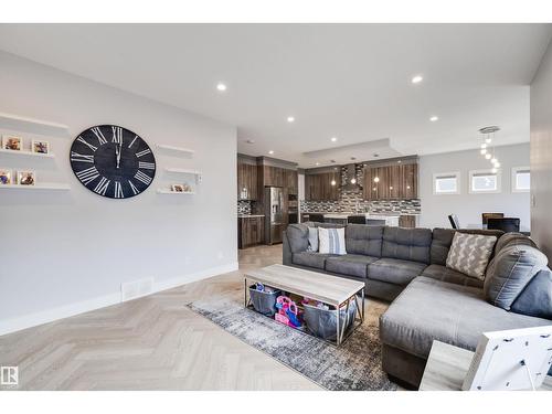 3901 44 Av, Beaumont, AB - Indoor Photo Showing Living Room