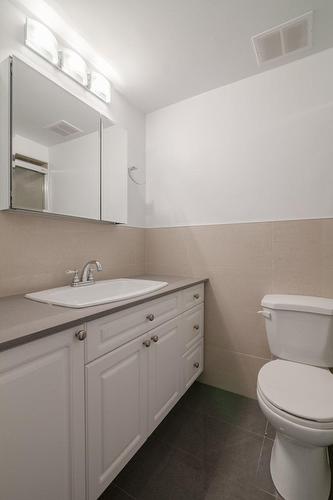 Salle de bains - 406-4555 Av. Bonavista, Montréal (Côte-Des-Neiges/Notre-Dame-De-Grâce), QC - Indoor Photo Showing Bathroom