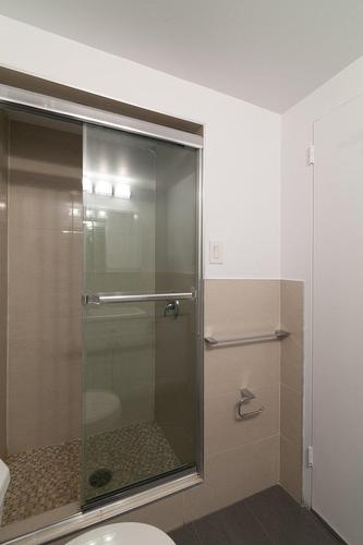 Salle de bains - 406-4555 Av. Bonavista, Montréal (Côte-Des-Neiges/Notre-Dame-De-Grâce), QC - Indoor Photo Showing Bathroom