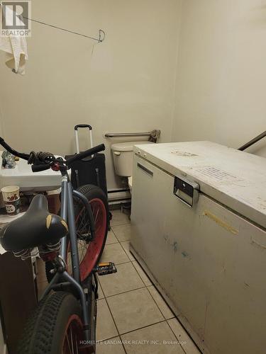 817 King Street E, Hamilton, ON 