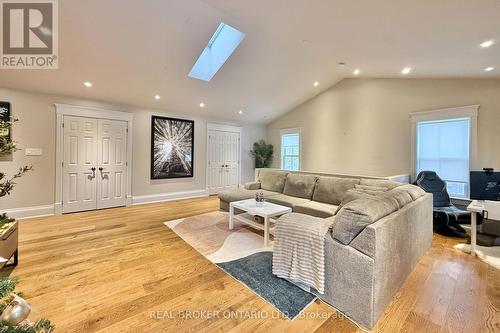 361 Main Street N, Markham, ON - Indoor Photo Showing Living Room