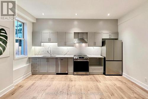 361 Main Street N, Markham, ON - Indoor Photo Showing Kitchen With Upgraded Kitchen