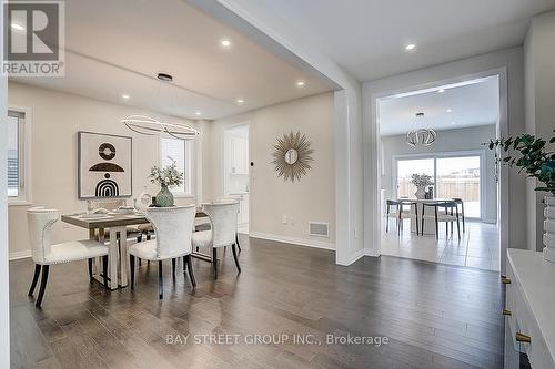 1580 Sharpe Street, Innisfil, ON - Indoor Photo Showing Dining Room