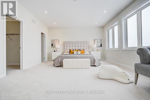 1580 Sharpe Street, Innisfil, ON - Indoor Photo Showing Bedroom