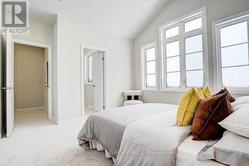 1580 Sharpe Street, Innisfil, ON - Indoor Photo Showing Bedroom