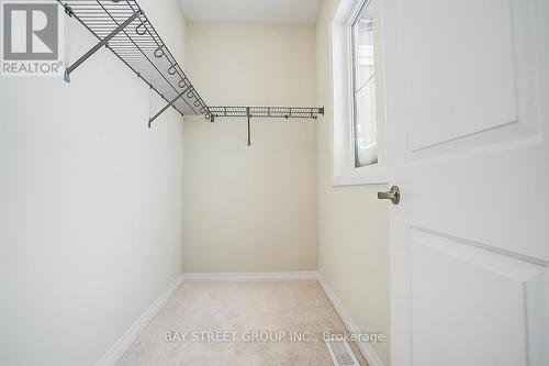 1580 Sharpe Street, Innisfil, ON - Indoor