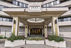 715-2555 Av. du Havre-des-Îles  Laval (Chomedey), QC H7W 4R4