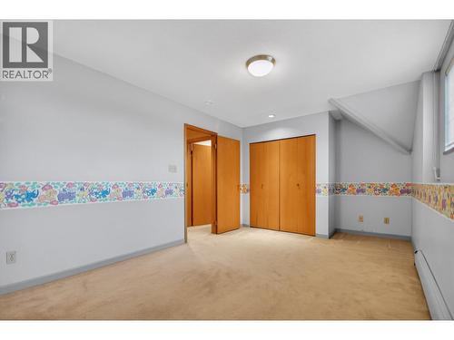 9839 Waller Court, Richmond, BC - Indoor Photo Showing Other Room