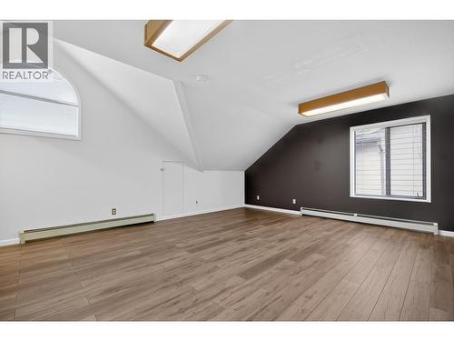 9839 Waller Court, Richmond, BC - Indoor Photo Showing Other Room