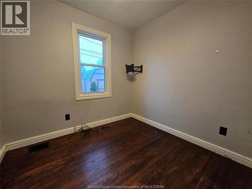 1182 Harrison Avenue, Windsor, ON - Indoor Photo Showing Other Room