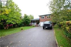 55 WADDINGTON CRESCENT  Toronto, ON M2J 2Z9