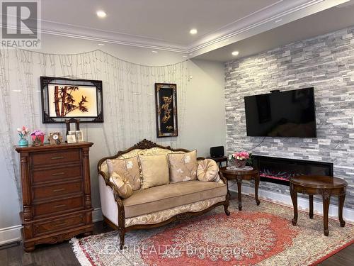 3810 Thomas Street, Mississauga, ON - Indoor