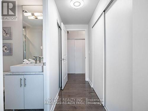 1504 - 1 The Esplanade Street, Toronto, ON - Indoor Photo Showing Other Room