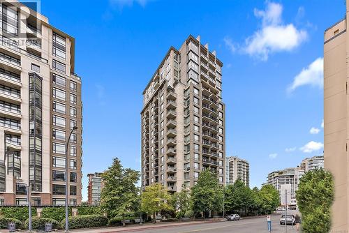 1103 751 Fairfield Rd  Victoria, BC V8W 4A4