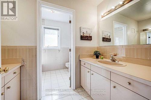 44 Frontenac Avenue, Toronto, ON - Indoor Photo Showing Bathroom