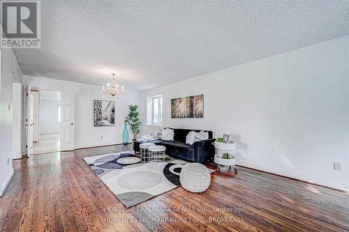 44 Frontenac Avenue, Toronto, ON - Indoor