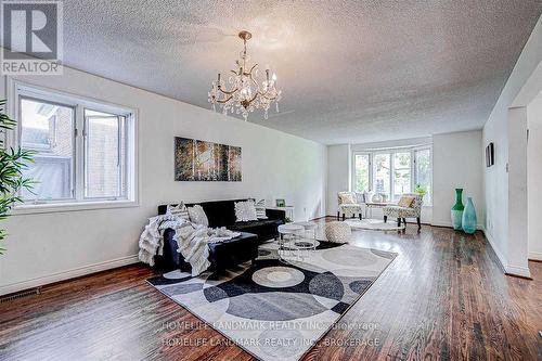 44 Frontenac Avenue, Toronto, ON - Indoor