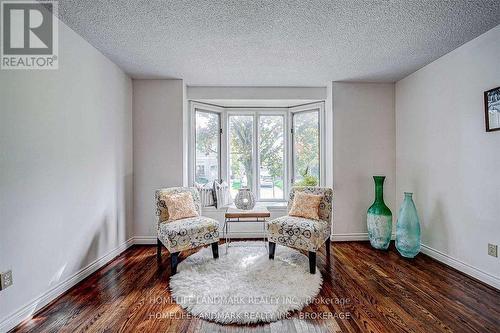 44 Frontenac Avenue, Toronto, ON - Indoor Photo Showing Living Room