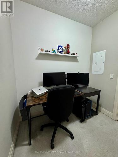 401 - 1185 The Queensway, Toronto, ON - Indoor Photo Showing Office