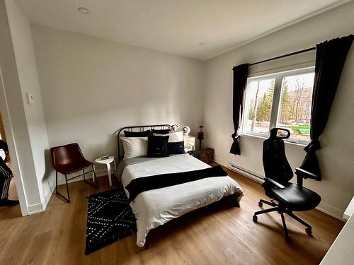 Chambre à coucher - 8 Ch. Sisttie, La Pêche, QC - Indoor Photo Showing Bedroom