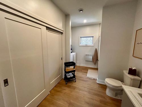 Salle de bains - 8 Ch. Sisttie, La Pêche, QC - Indoor