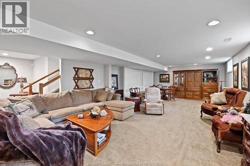 507 Ladale Lane, Wheatley, ON - Indoor Photo Showing Living Room