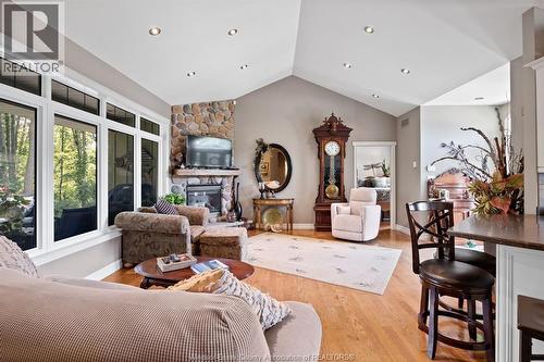 507 Ladale Lane, Wheatley, ON - Indoor