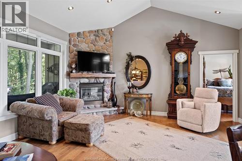 507 Ladale Lane, Wheatley, ON - Indoor Photo Showing Living Room With Fireplace