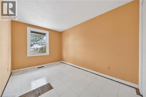 539 Willow Road Unit# 66, Guelph, ON - Indoor Photo Showing Other Room