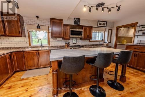 772 Stephentown Lane, Kingston (City North Of 401), ON - Indoor Photo Showing Kitchen
