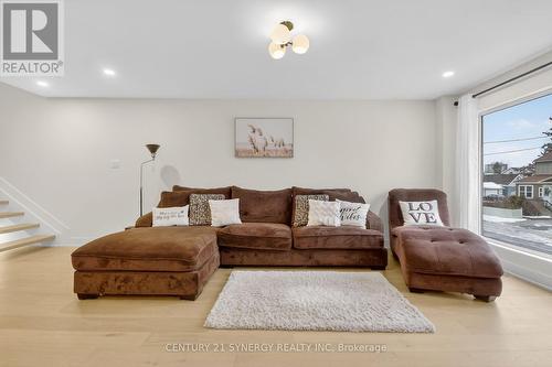 116 King George Street, Ottawa, ON - Indoor Photo Showing Living Room