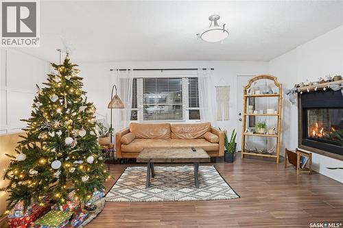 600 Mullin Avenue E, Regina, SK - Indoor Photo Showing Living Room With Fireplace