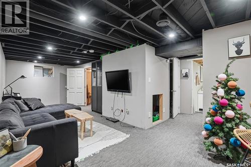 600 Mullin Avenue E, Regina, SK - Indoor Photo Showing Basement