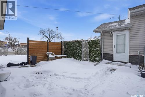 600 Mullin Avenue E, Regina, SK - Outdoor With Exterior